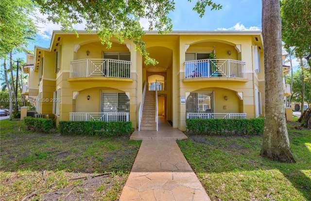 8964 W Flagler St