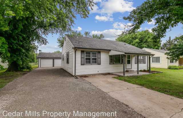 2609 W 36th St N - 2609 West 36th Street North, Wichita, KS 67204