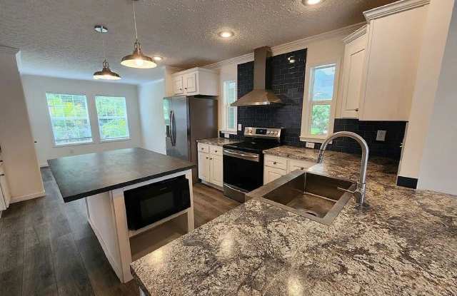 172 Eland Drive #172