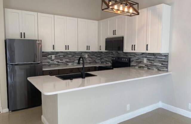 1186 Periwinkle Pl