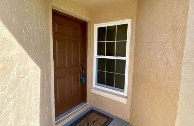 Charming 3-Bedroom Home with Modern Upgrades in Poinciana, FL