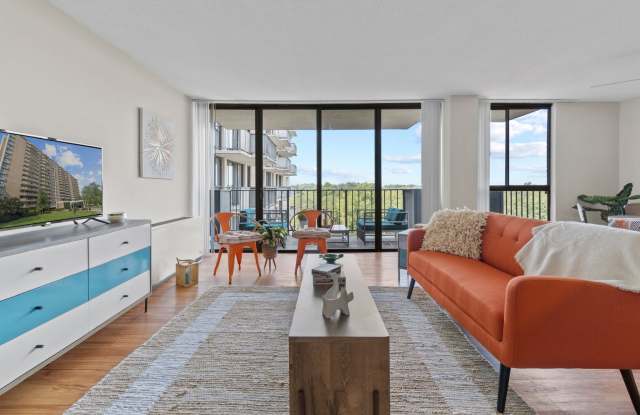 Photo of Westchester Tower Rental Apartments