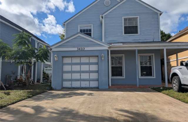 Photo of 3410 Java Plum Ave