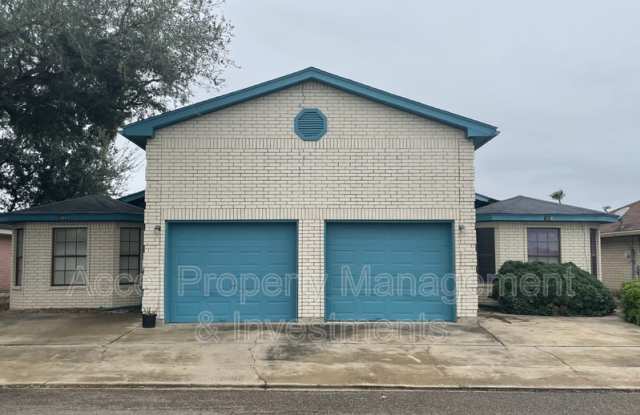 1605 River Bend Dr