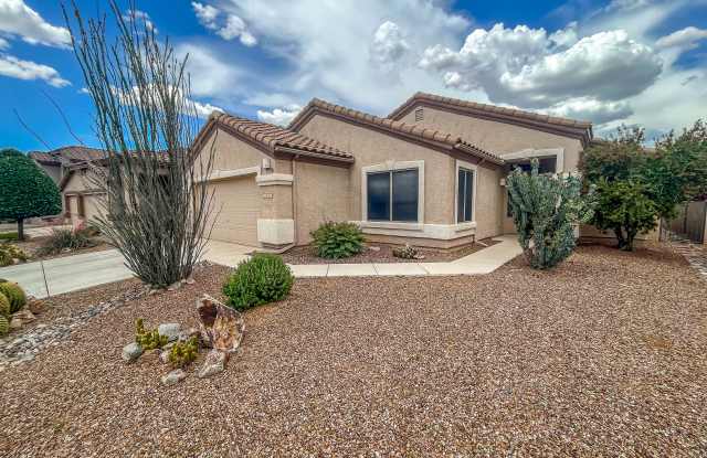2487 E Spring Pioneer Ln