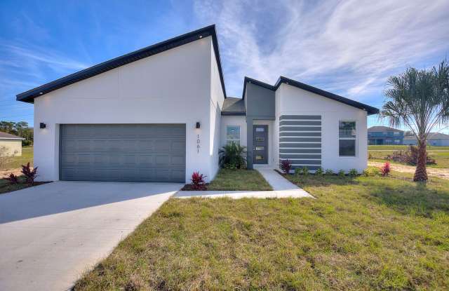 Deposit-Free! Modern, energy efficient home with ALL of the upgrades!