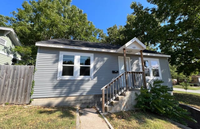 439 E High St - 439 East High Street, Springfield, MO 65803