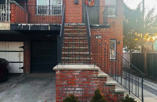 Photo of 1316 E 100th st