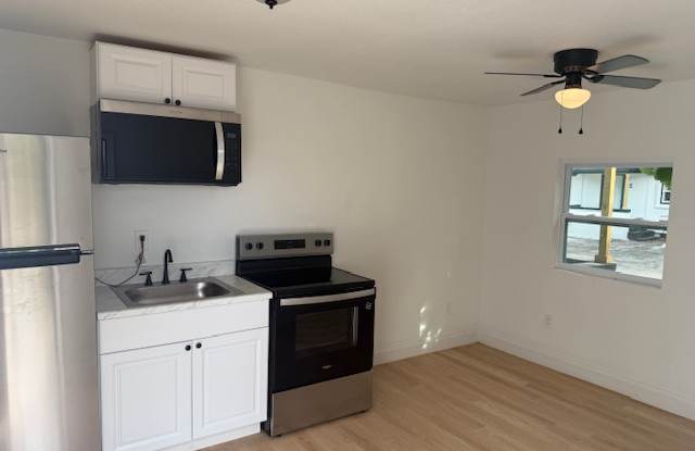 4605 North Hubert Avenue - 21