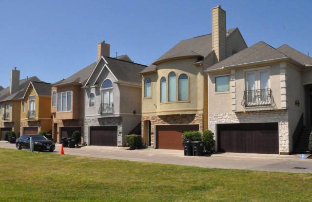 Photo of Beverly Hill Patio Homes