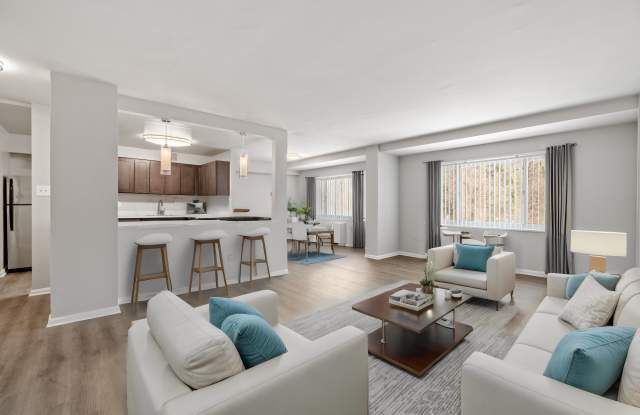 Photo of The Falls at Roland Park Apartments