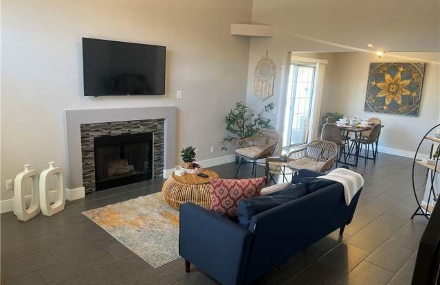 8476 Sewards Bluff Avenue