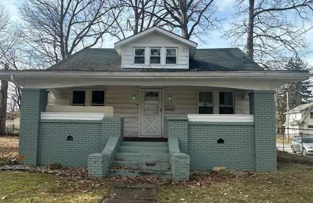 4bedroom 1bath home ready to rent
