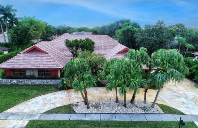 3230 St James Drive