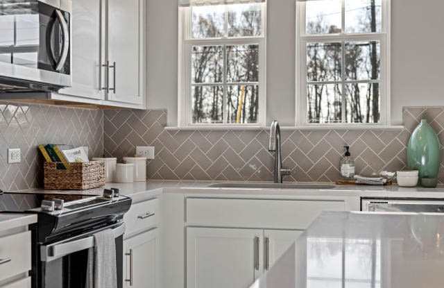 7111 Running River Court Unit D33