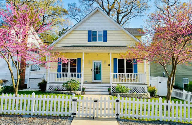 Photo of 4005 9th St