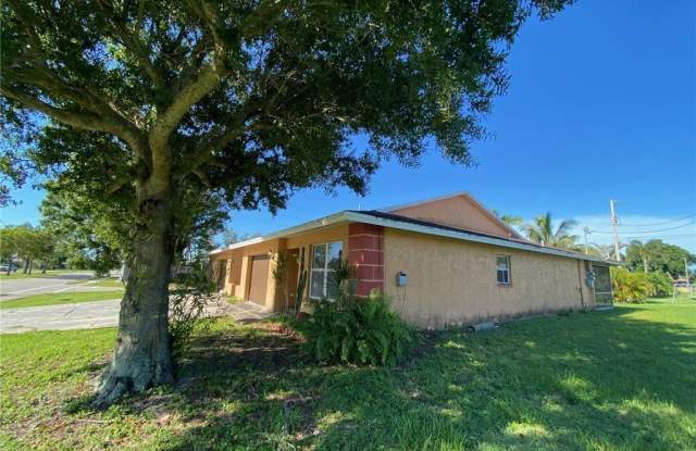 3928 Santa Barbara Boulevard