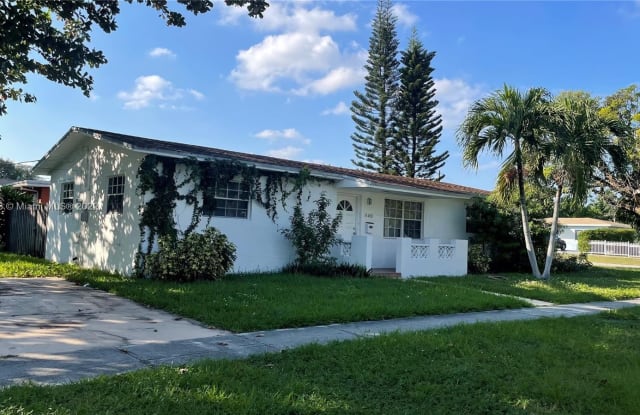 15480 NE 14th Ave - 15480 Northeast 14th Avenue, North Miami Beach, FL 33162