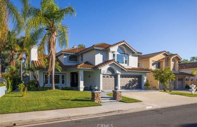 27096 Ironwood Drive