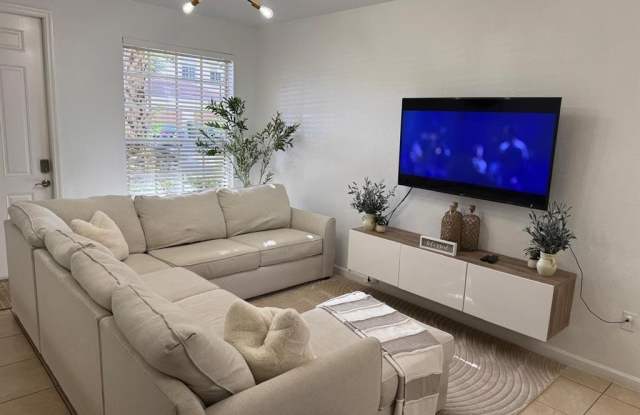 Photo of 3202 NW 31 Terrace