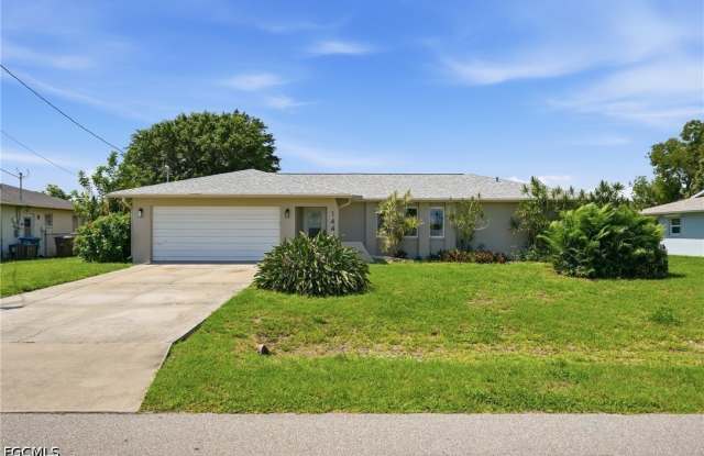 1446 SE 13th Street