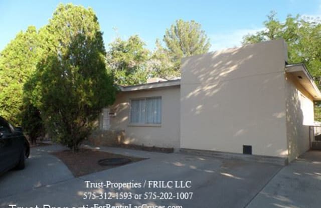 2050 Missouri Dr - 2050 Missouri Avenue, Las Cruces, NM 88001