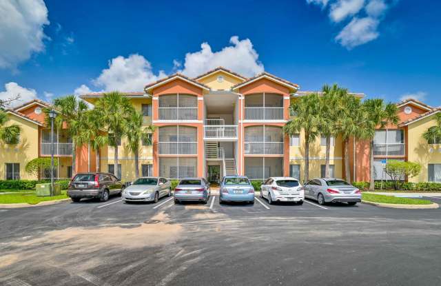 Photo of ** Tuscany Gardens ~ Fully Furnished 2 BED Condo in Fort Myers **