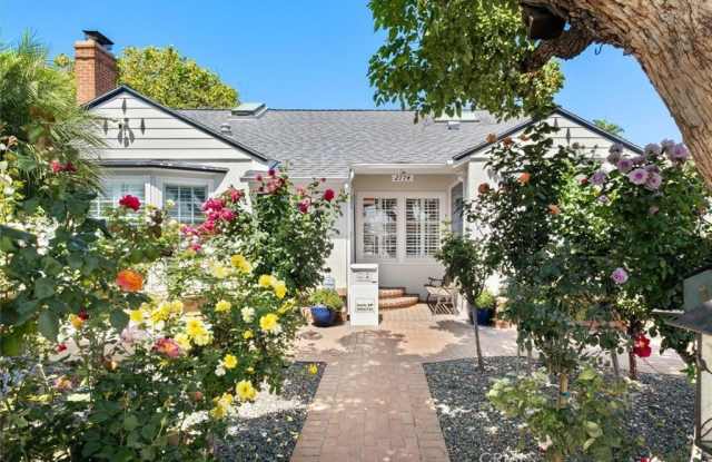 Photo of 2774 Sawtelle Boulevard