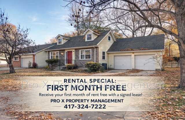 Photo of 1304 E Woodland St