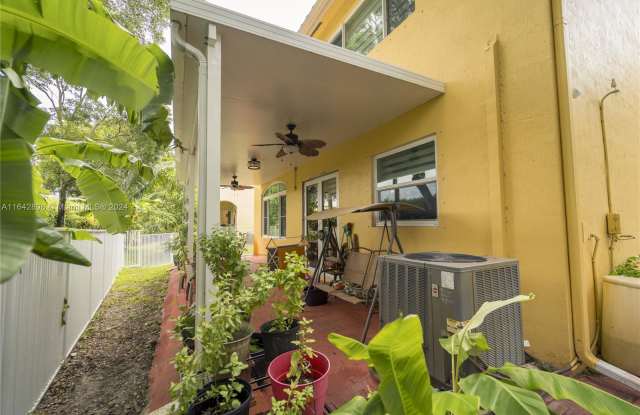 7835 Northwest 19th Court