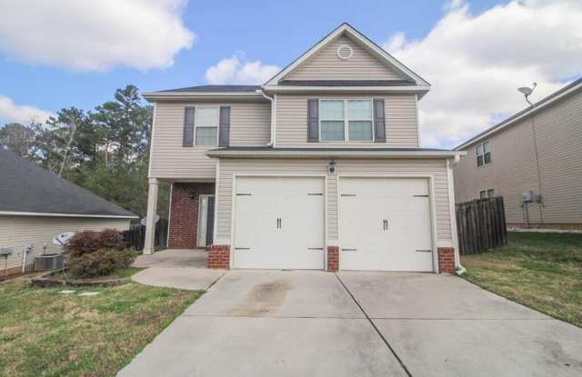 458 Lory Lane
