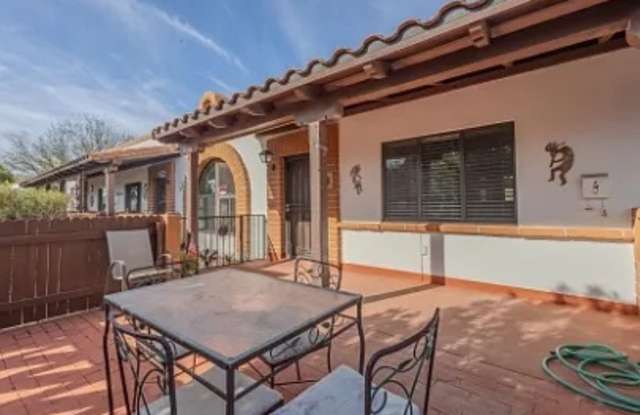 232 S Paseo Pena Apt C