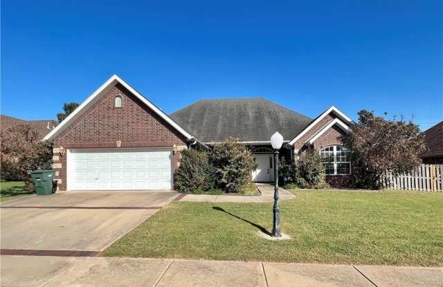 4632 Leiston  PL - 4632 North Leiston Place, Fayetteville, AR 72764