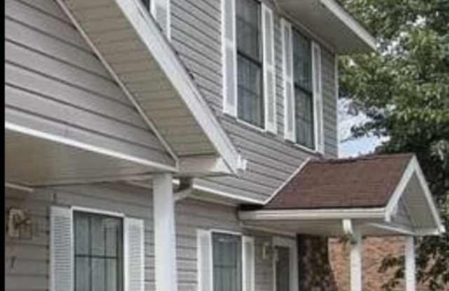 Photo of 2 bedroom 1.5 bath home in a great location!