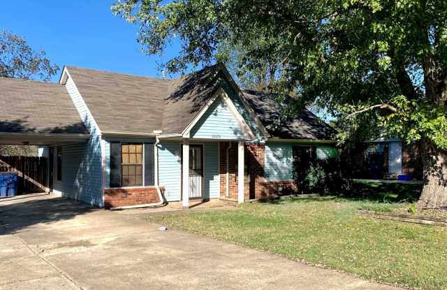 Under repair! - 10176 Yates Drive, Olive Branch, MS 38654