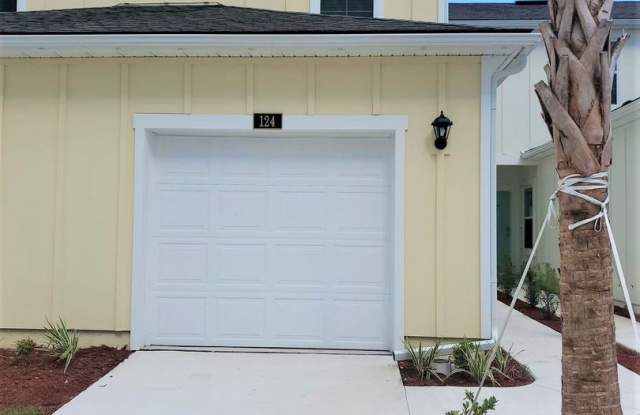 Photo of 3 BR/ 2.5 Bath TOWNHOME- Waterford Lakes! ** COMING SOON **