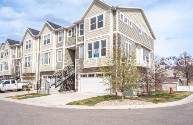 Photo of 13429 S Silver Rock Ln