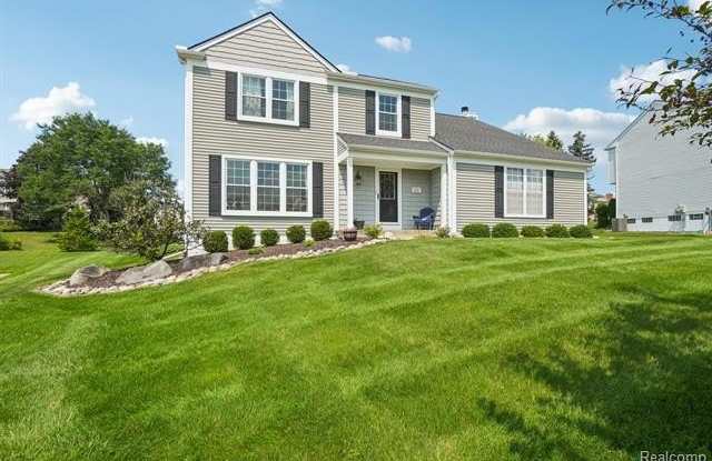 1944 Fairfield Drive