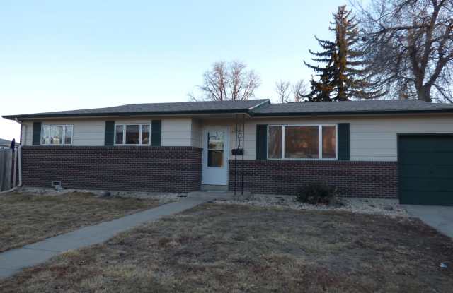 Perfect Ranch Style Home in great neighborhood