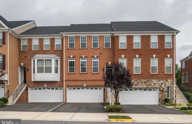 43299 MITCHAM SQUARE - 43299 Mitcham Square, Loudoun Valley Estates, VA 20148