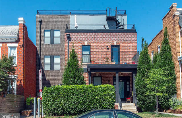 Photo of 3542 WARDER Street NW unit: 204