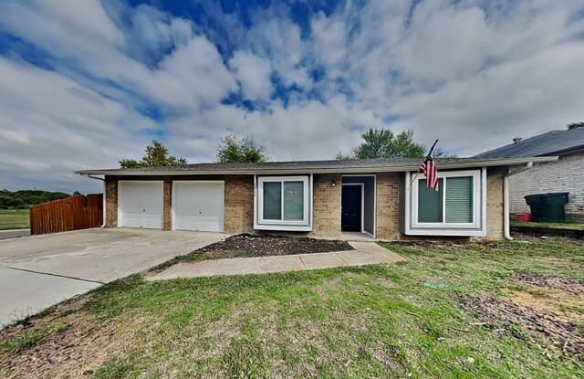 5022 CRESTWOOD DR - 5022 Crestwood Drive, Schertz, TX 78108