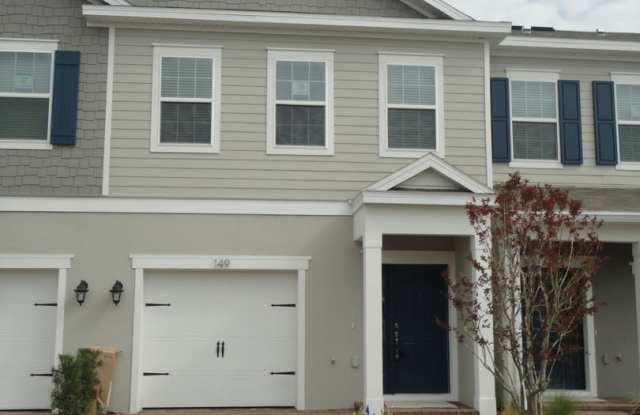 3BD/2.5BA Town Home In Gated Mitchell Creek Community in Oviedo!