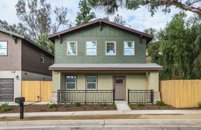 Photo of 915 E Central Ave