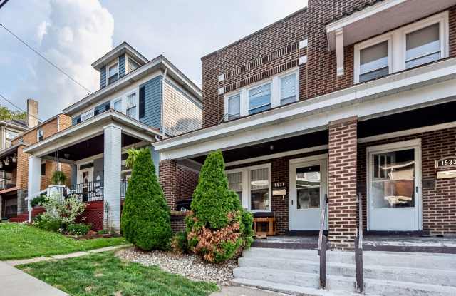 1531 - 1533 Dormont Avenue