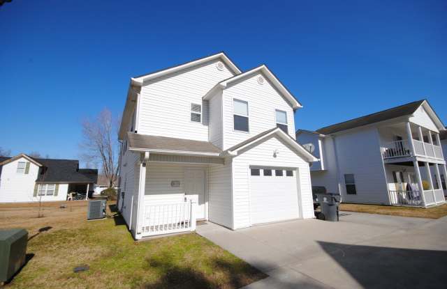 NORTHCHASE 3BR/2.5BA FREESTANDING TOWNHOME FOR RENT