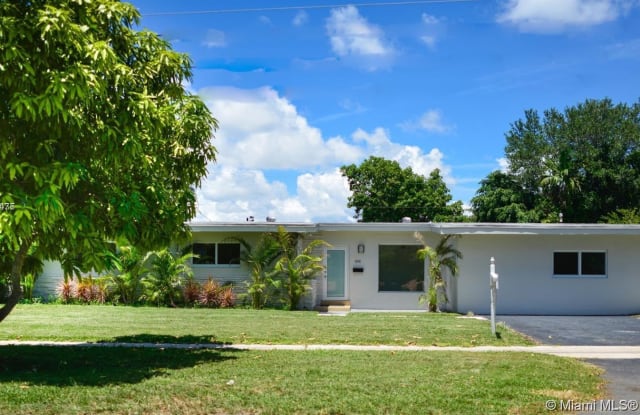 19510 NE 22nd Ave - 19510 Northeast 22nd Avenue, Ojus, FL 33180