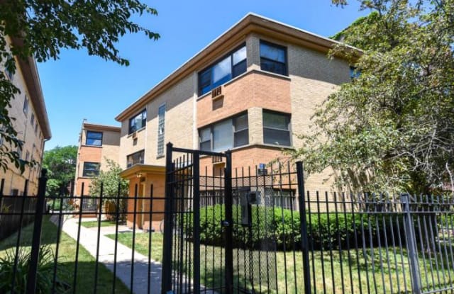 7610 Rogers - 7610 N Rogers Ave, Chicago, IL 60626