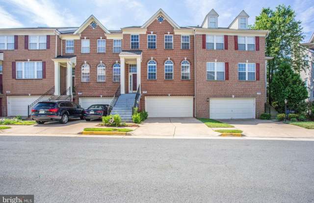 13381 SIR RAMSAY Way