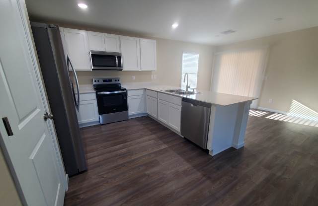 Photo of 1860 Yance Dr